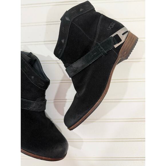 Ugg Austin Suede Leather Ankle Boots in Black - Picture 4 of 12